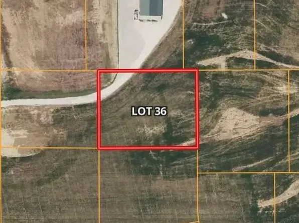 397 Shamrock St, Ofallon, MO 63366