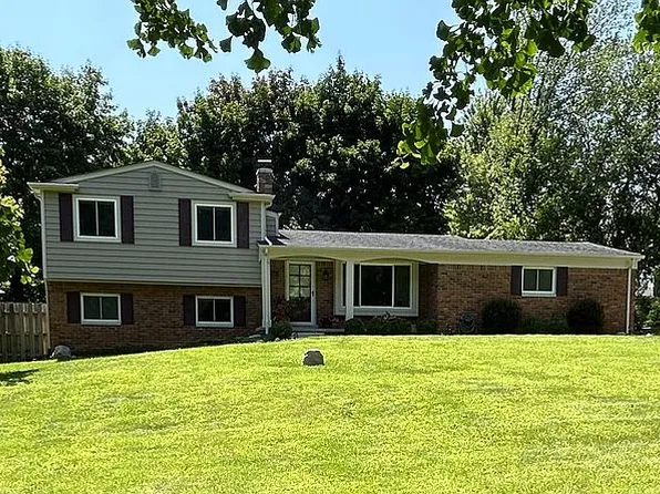 485 Charlesina Dr, Rochester, MI 48306