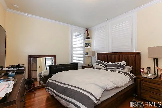 73 Naples St — Photo 10