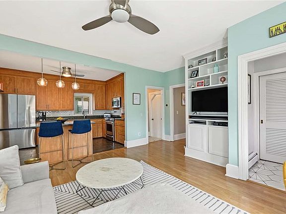 5th image of 103 Lowden St