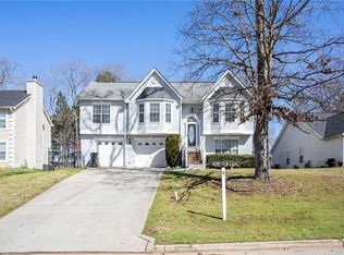 1070 Forest Gln, Jonesboro, GA 30238