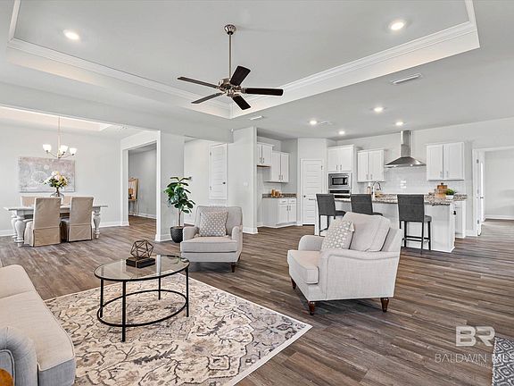 3rd image of 21581 Burney Rd