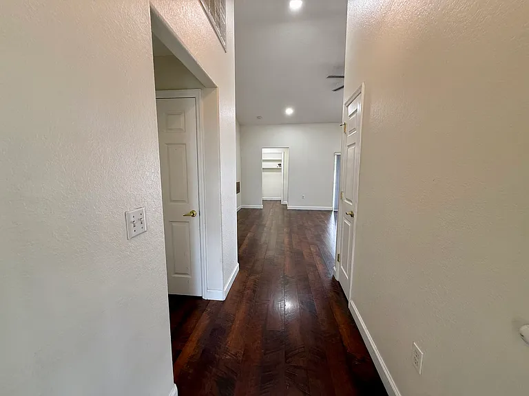 3284 Sanoma Dr — Photo 3