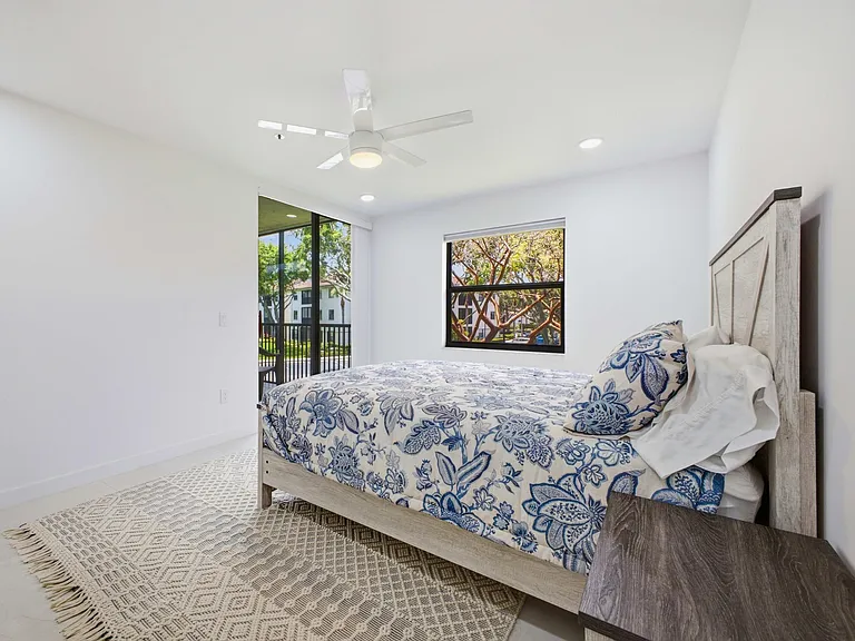 5157 Floria Way #J — Photo 27