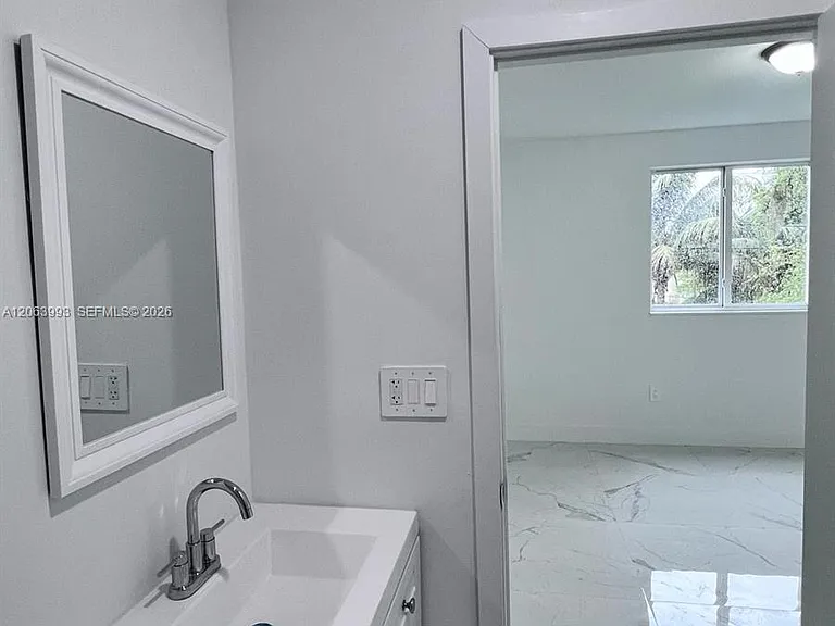 2100 NW 102nd St #1 — Photo 20