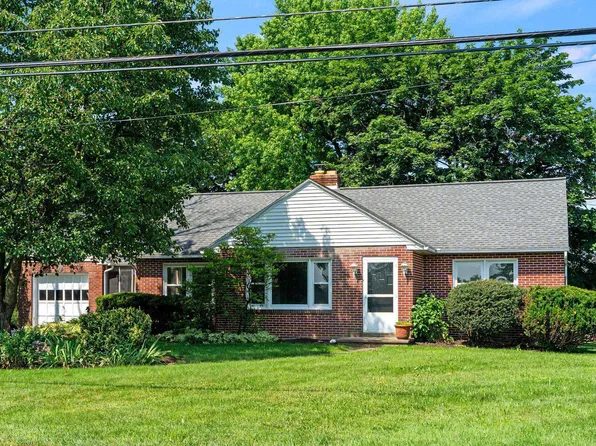 102 Deaven Rd, Harrisburg, PA 17112