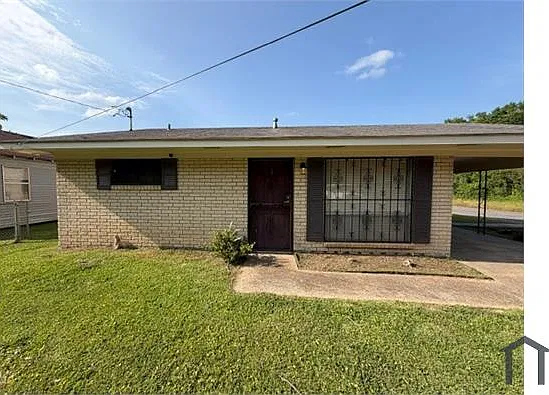 2 bed, 900 sqft, $900 — Photo 4
