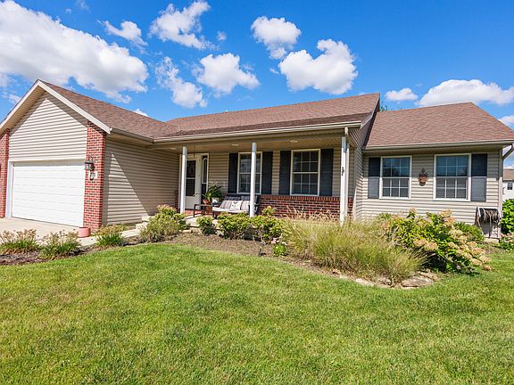 2nd image of 275 Highpoint Cir S