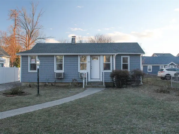 83 Evans Avenue, Freeport, NY 11520