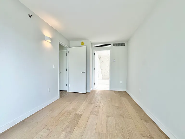 136-80 41st Ave #5C — Photo 6