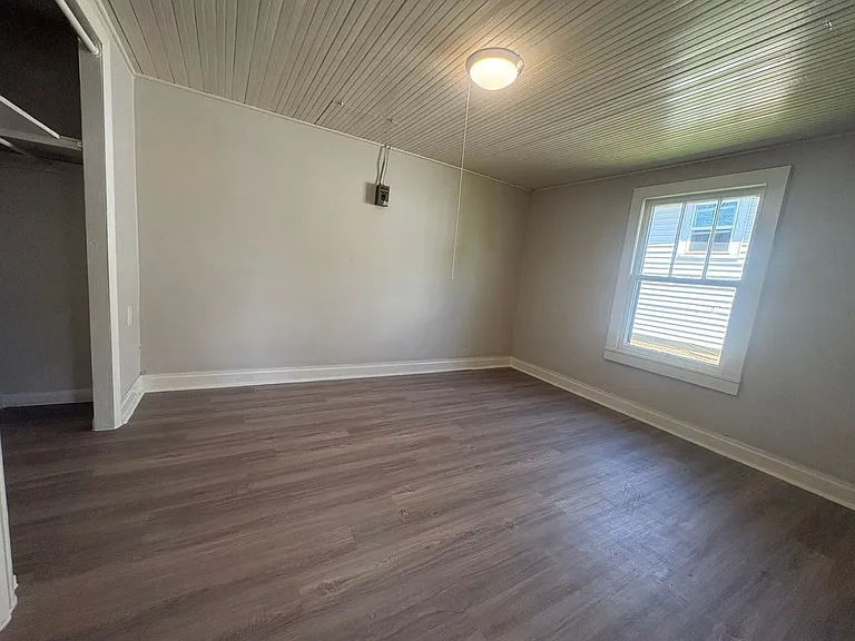 813 Lee Ave — Photo 8