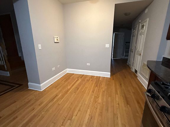 3rd image of 46 N Menard Ave