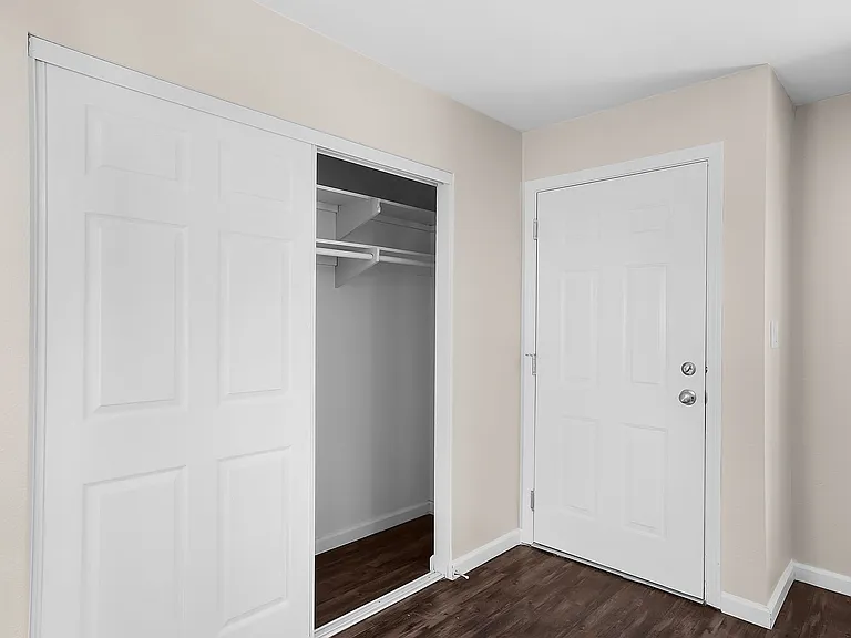 Point Loma Bay Apartments | Coastal Living Near the Beach — Photo 26