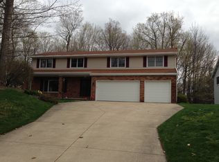 32007 Kenyon Cir, Solon, OH 44139