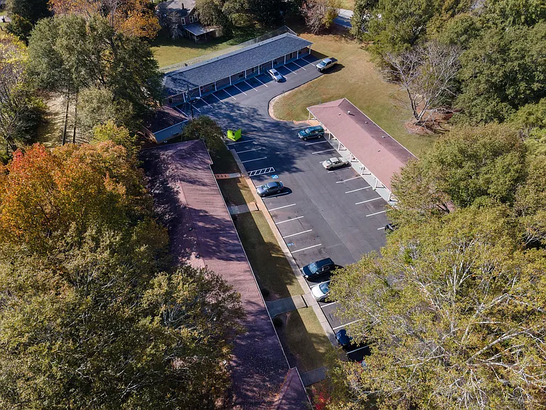 503 Johnson St — Photo 17