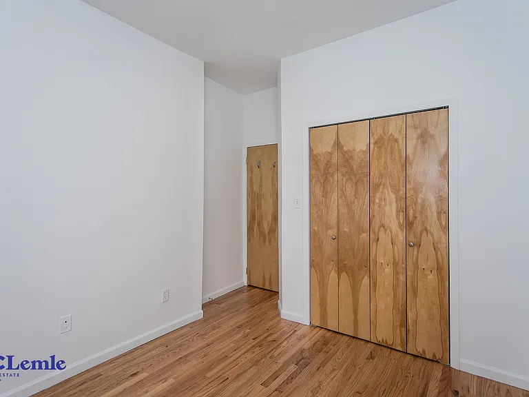 141 E 26th St #6D — Photo 10