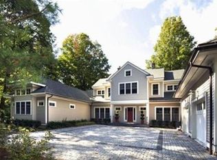 17 Somerset Rd, Lexington, MA 02420