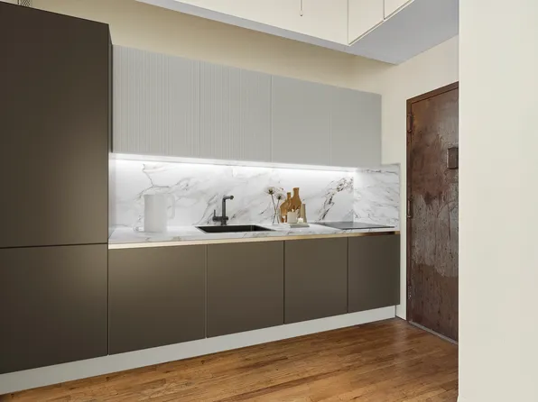 359 West 30th Street image 4 of 12