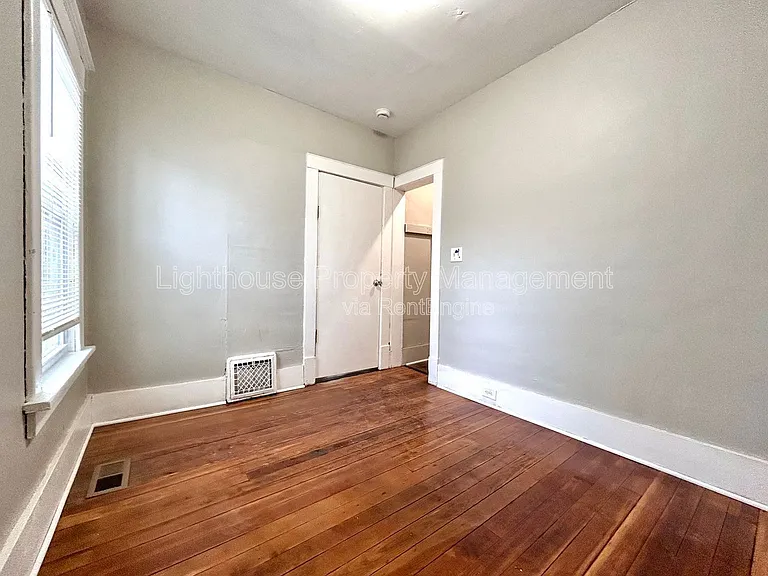 1768 Elwood St — Photo 9