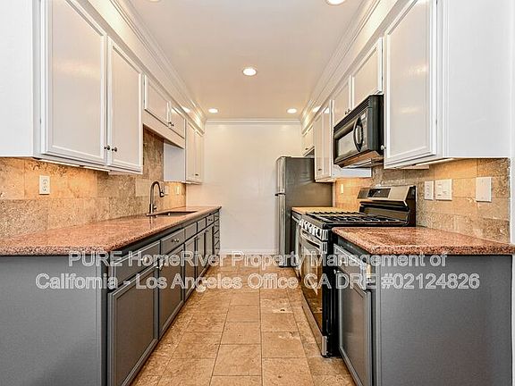 3rd image of 1527 Harvard St APT 7