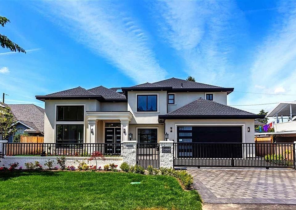 1st image of 10820 Dennis Cres