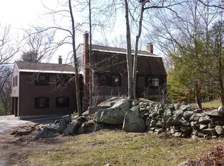 245 Albee Rd, Uxbridge, MA 01569