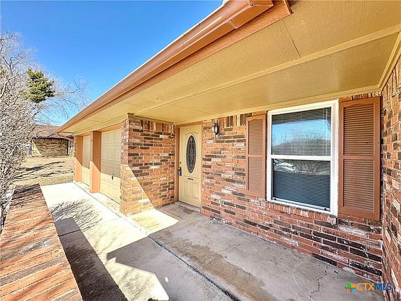 5th image of 109 E Hogan Dr