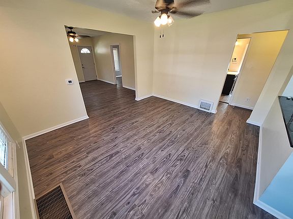 4th image of 715 Catherine St