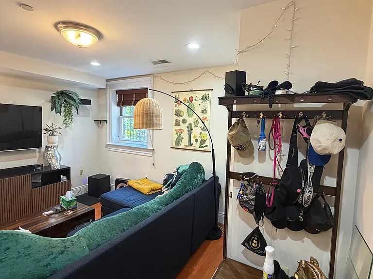 1515 Park Rd NW #2 — Photo 3