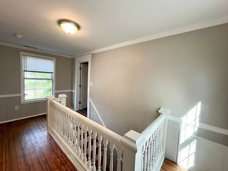 1810 Vale St — Photo 10