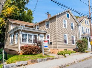 21 Belden St, New London, CT 06320