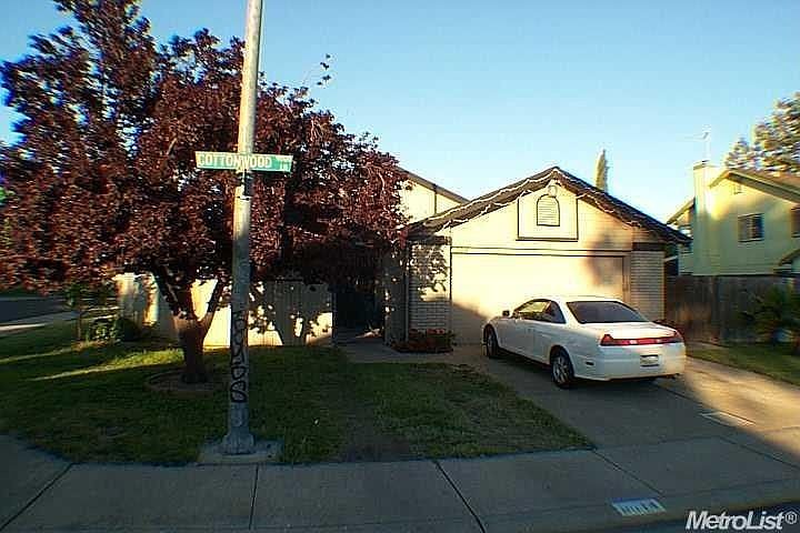 1st image of 9014 Cottonwood Ln