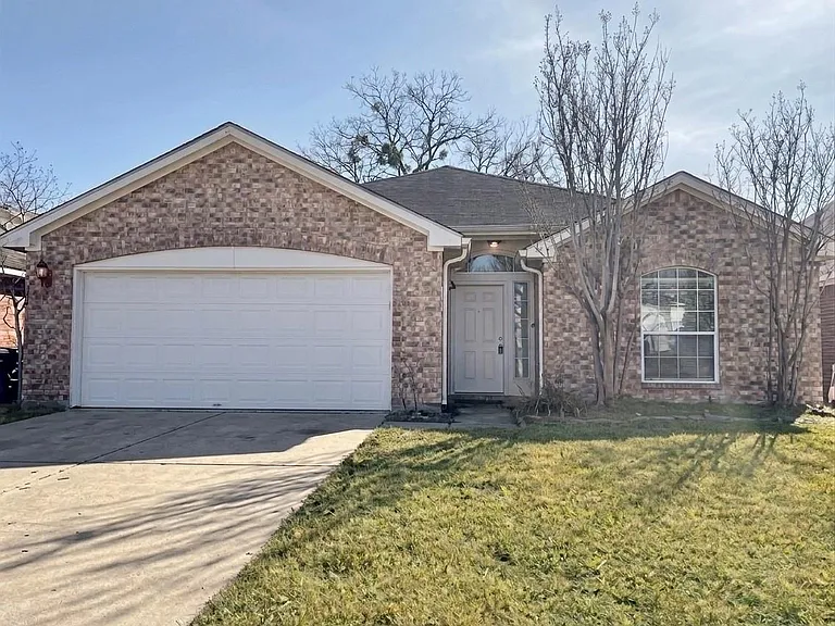 9135 Gianna Ct — Photo 1