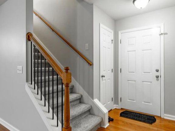 3rd image of 7138 Blossom Cir