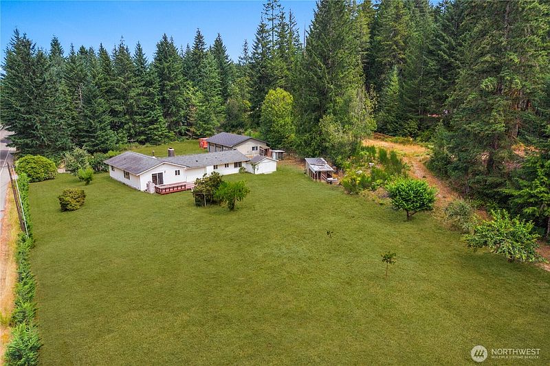 2nd image of 8377 Glenwood Road SW