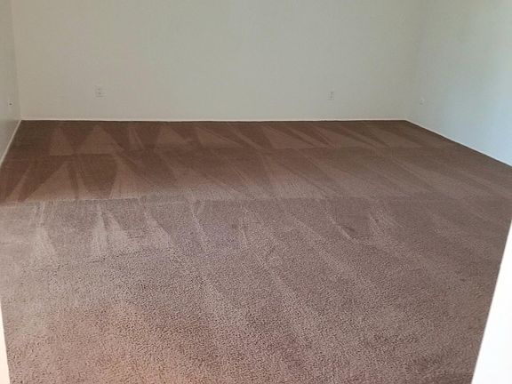 3rd image of 1462 Peach Ave APT E