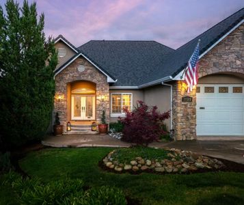 1025 Edgewater Ct, Redding, CA, 96003