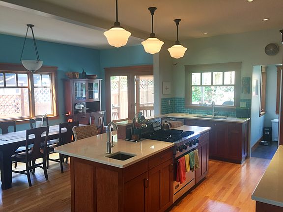 4th image of 6849 19th Ave NE