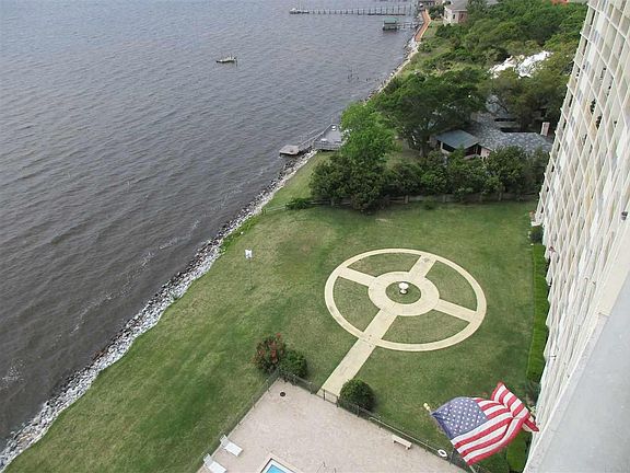 2nd image of 615 Bayshore Dr APT 1203