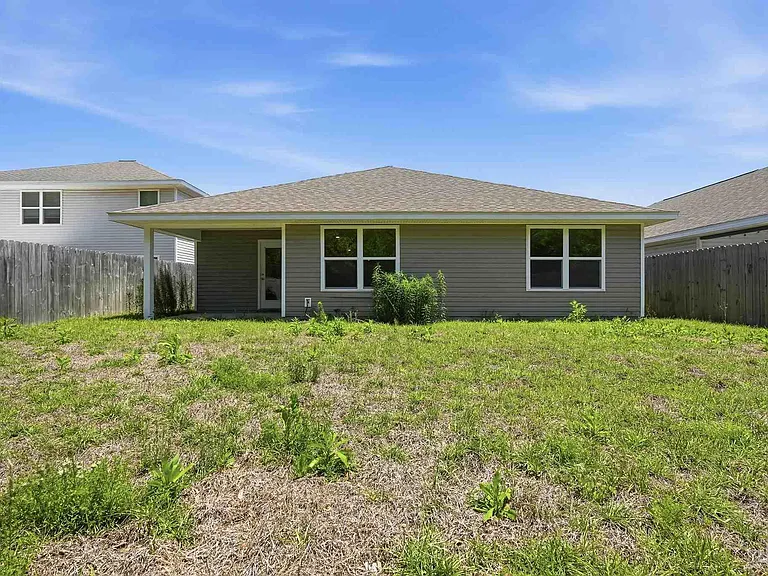 5367 Peach Dr — Photo 46