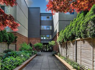 275 W Roy St APT 212, Seattle, WA 98119