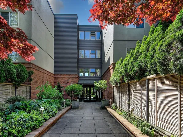 275 W Roy Street #212, Seattle, WA 98119