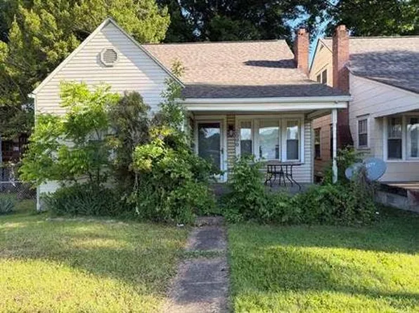 2000 Adams Ave, Huntington, WV 25704