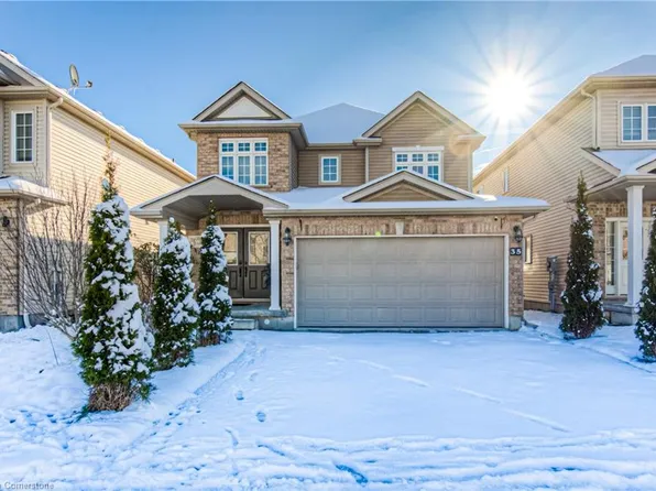 35 Sassafras St, Kitchener, ON N2N 3S1