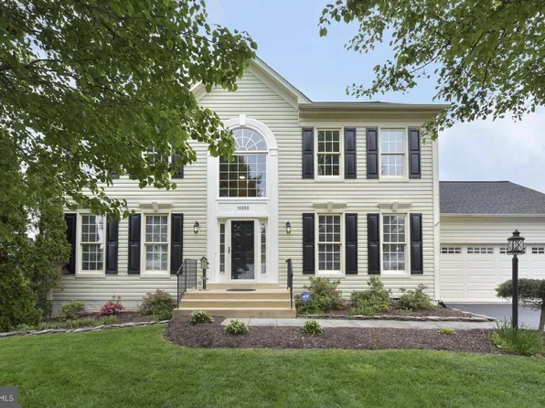 16058 Olmstead Ln, Woodbridge, VA 22191