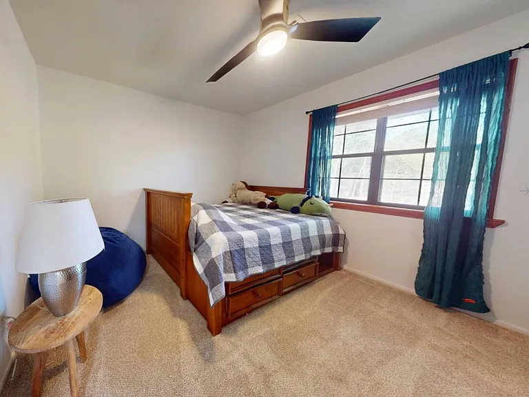 1719 Green Meadows Cir — Photo 4