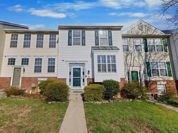 17372 Legacy Ter, Round Hill, VA 20141