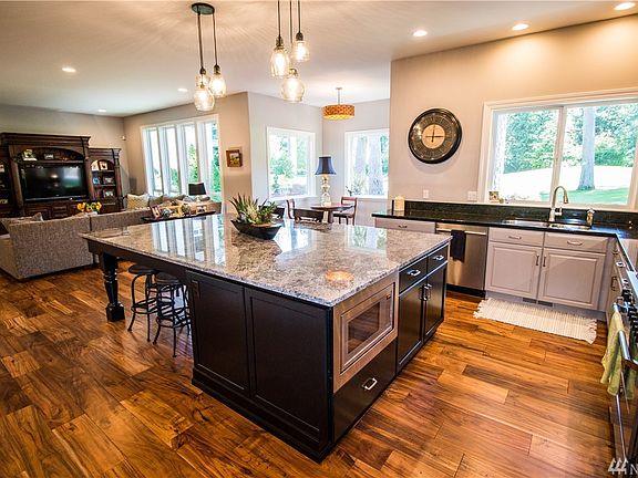 5th image of 3744 Kinsale Ln SE