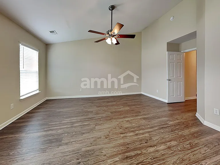 154 Decatur Dr — Photo 10
