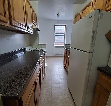 2nd image of 69-81 108th St #3G